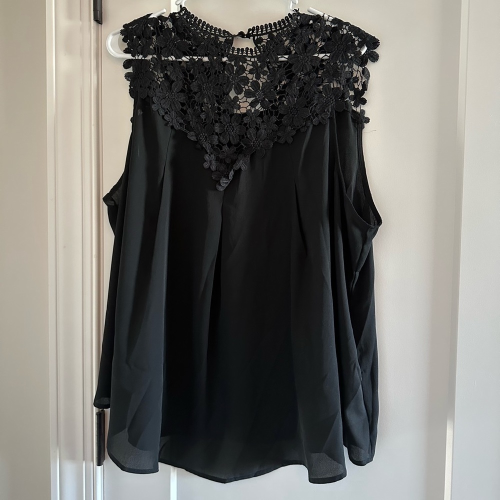 Black tank! Sheer & Lace! Size 3x, fits like 2X
